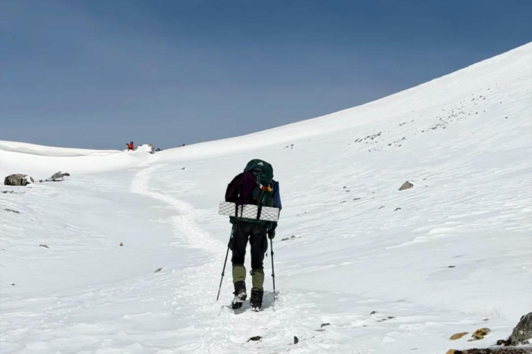 Snow mountain trekking scenery in Qizanggou Valley, Sichuan