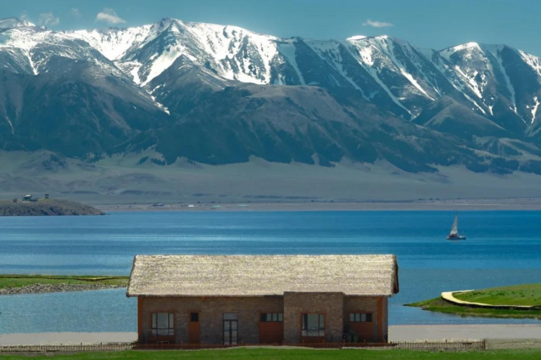 Beautiful lake scenery at Sayram Lake in Xinjiang