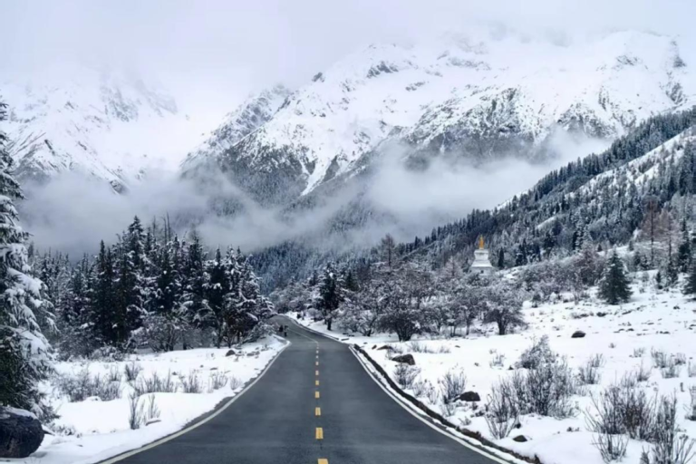 Snow-covered Siguniang Mountain in winter, Sichuan